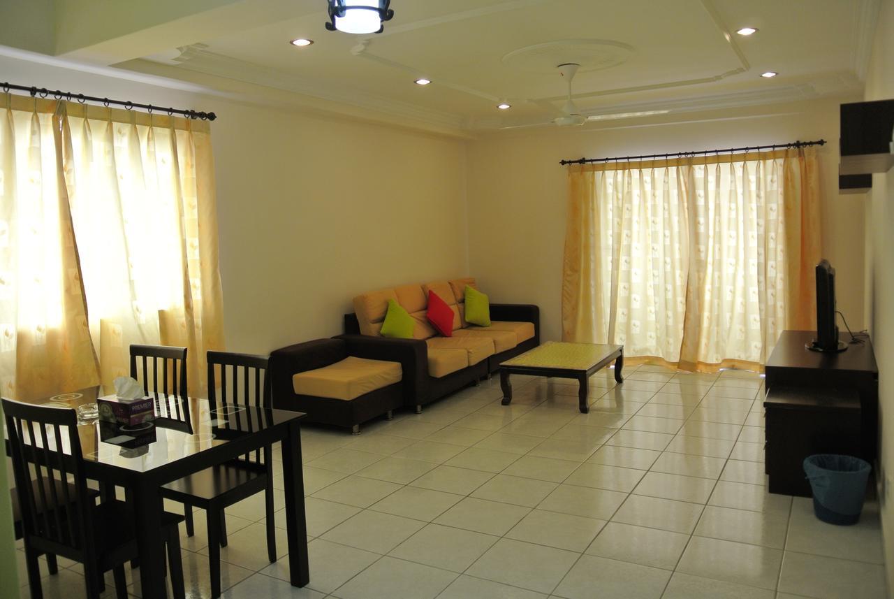 Plaza Melaka Raya Apartment Extérieur photo