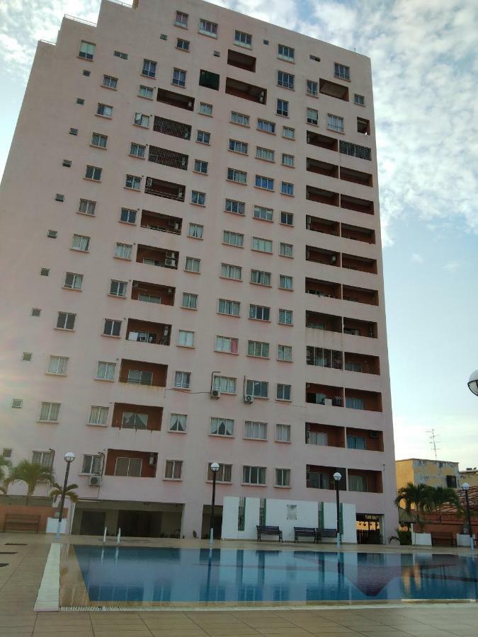 Plaza Melaka Raya Apartment Extérieur photo